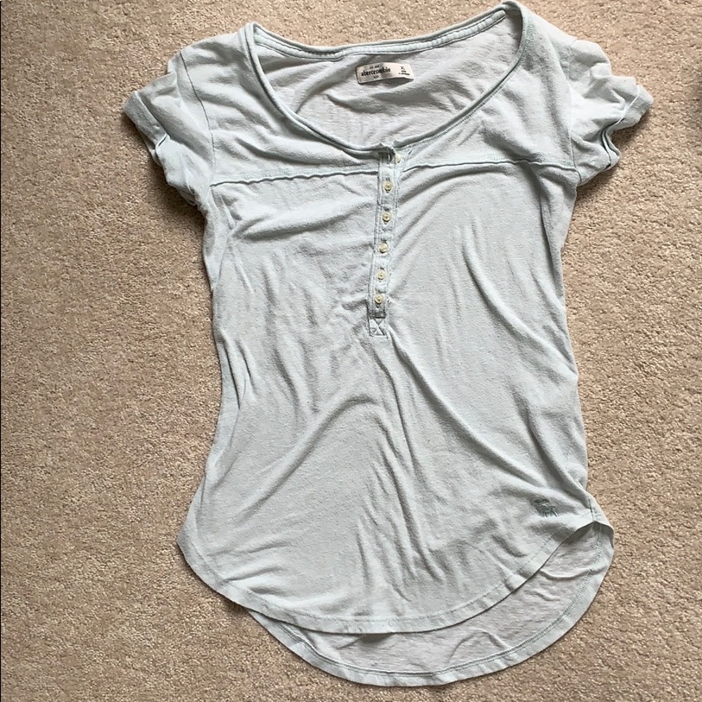 Abercrombie kids Henley short sleeve ⭐️free?⭐️
